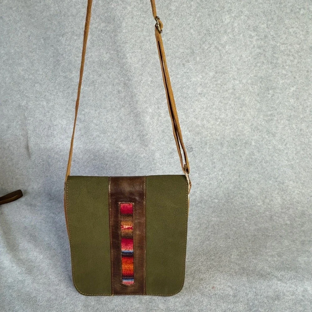 PERUVIAN SOUL Suede & Manta Messenger Bag‎ Olive Adjustable Strap Handcrafted